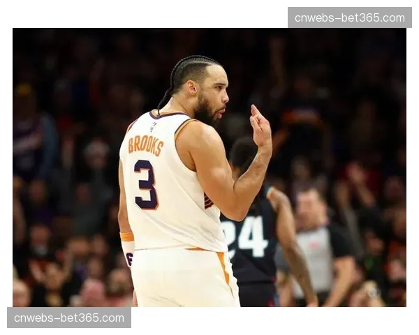 官方处罚:狄龙·布鲁克斯因对裁判不当言论被罚款25000美元 官方处罚:狄龙·布鲁克斯因对裁判不当言论被罚款25000美元